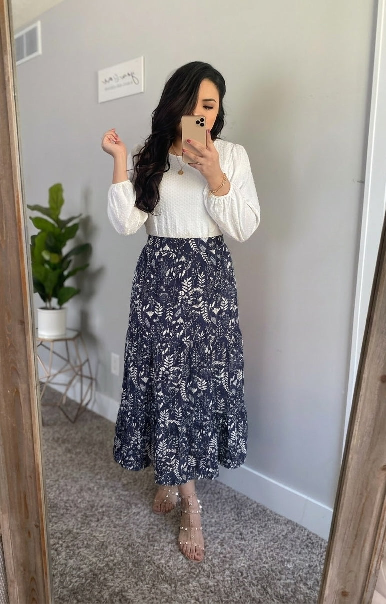 The Midnight Meadow Skirt - The Darling Style 